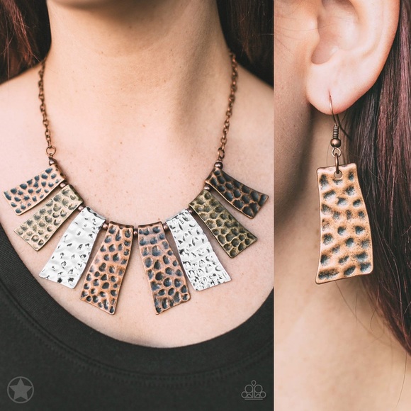 paparazzi Jewelry - ❤️Fan of the Tribe Necklace Set